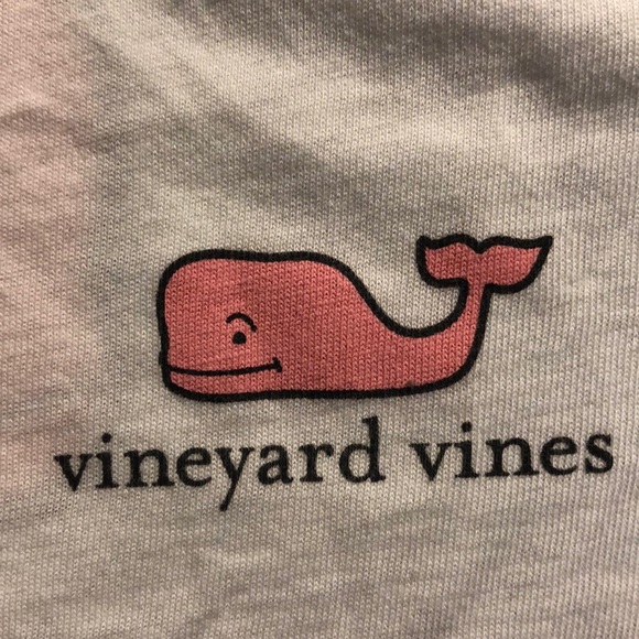 Vineyard Vines Whale White Graphic Long Sleeve - Picture 4 of 6